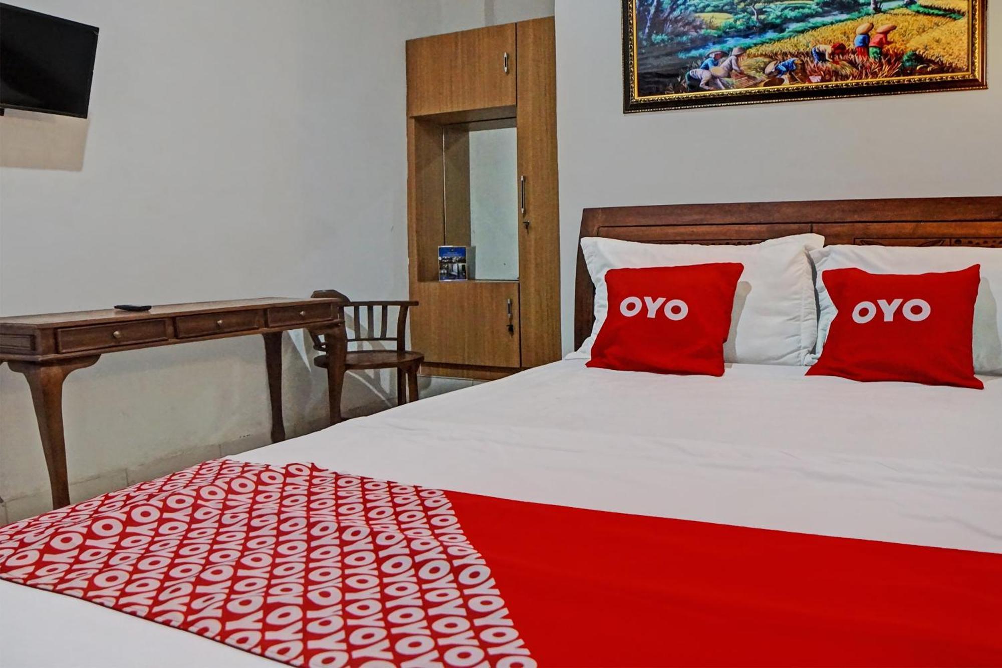 Oyo 92638 Jr Residence Syariah Medan Eksteriør billede