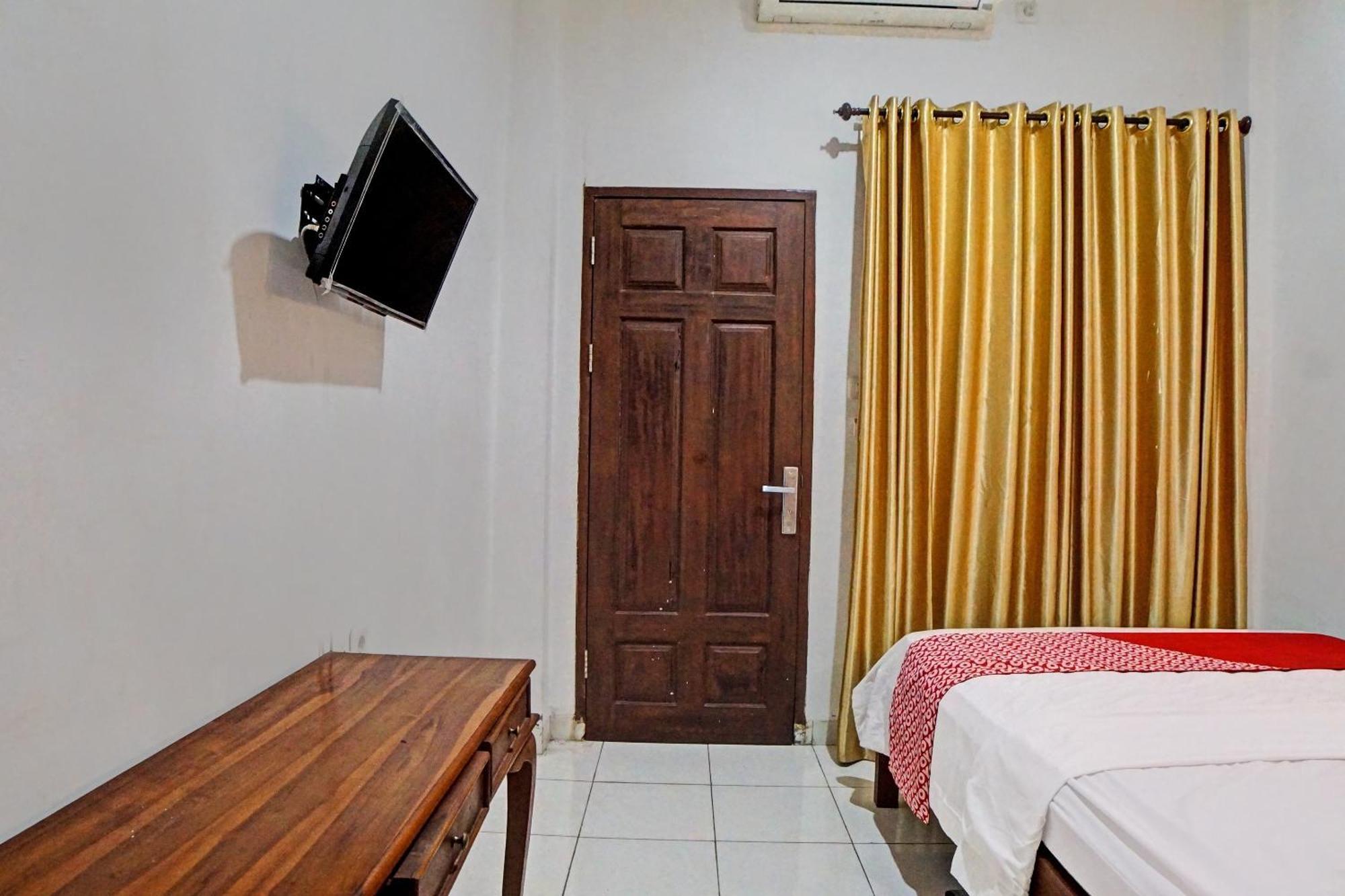 Oyo 92638 Jr Residence Syariah Medan Eksteriør billede