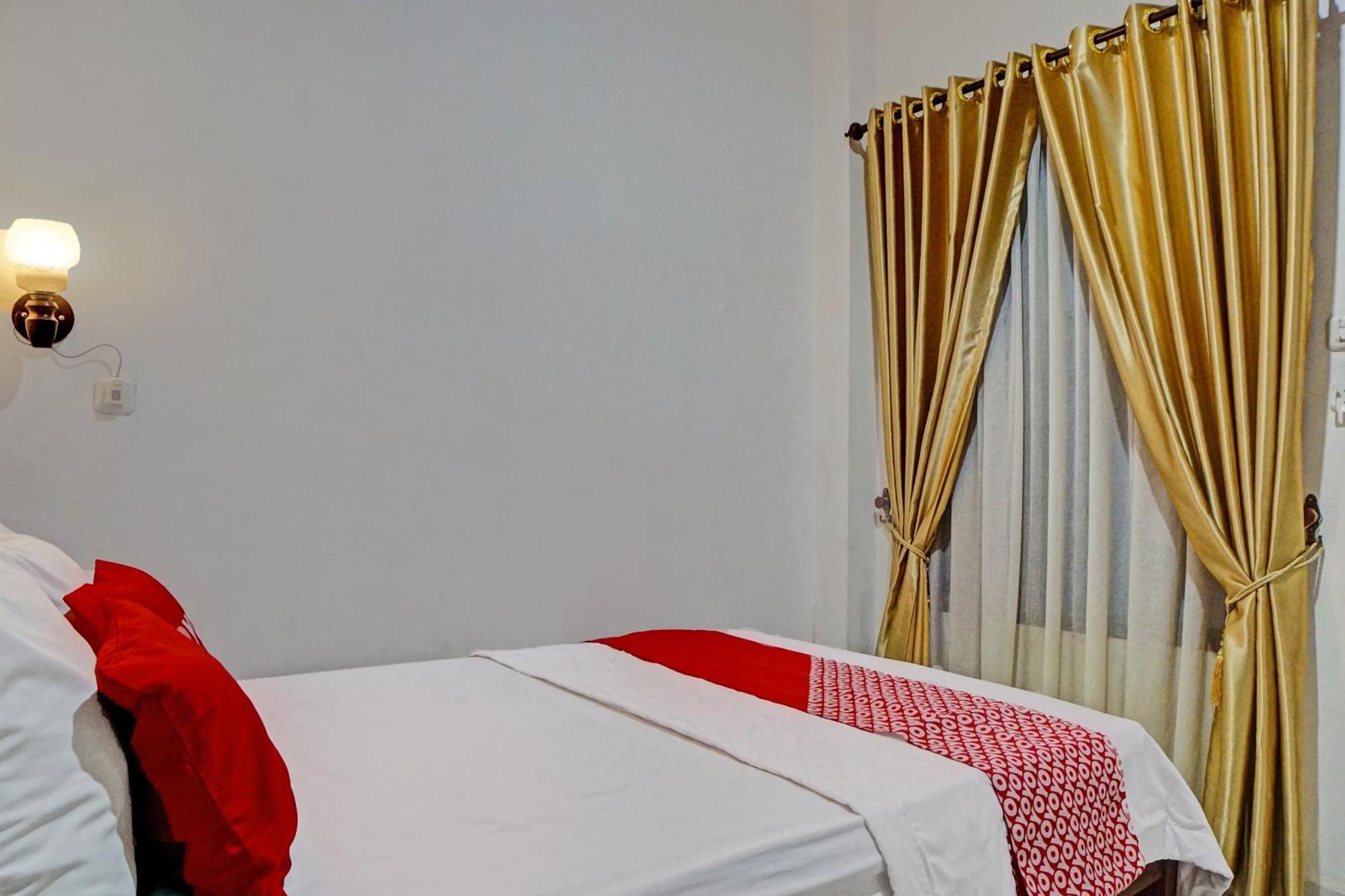 Oyo 92638 Jr Residence Syariah Medan Eksteriør billede