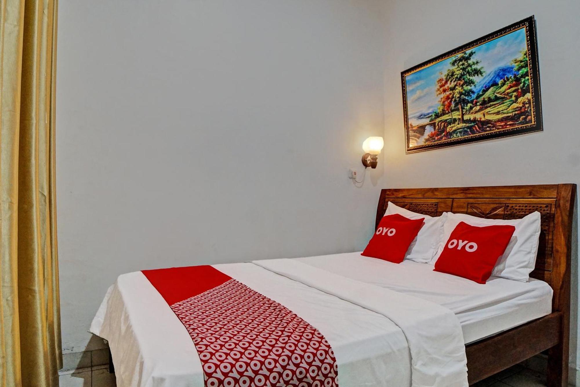 Oyo 92638 Jr Residence Syariah Medan Eksteriør billede