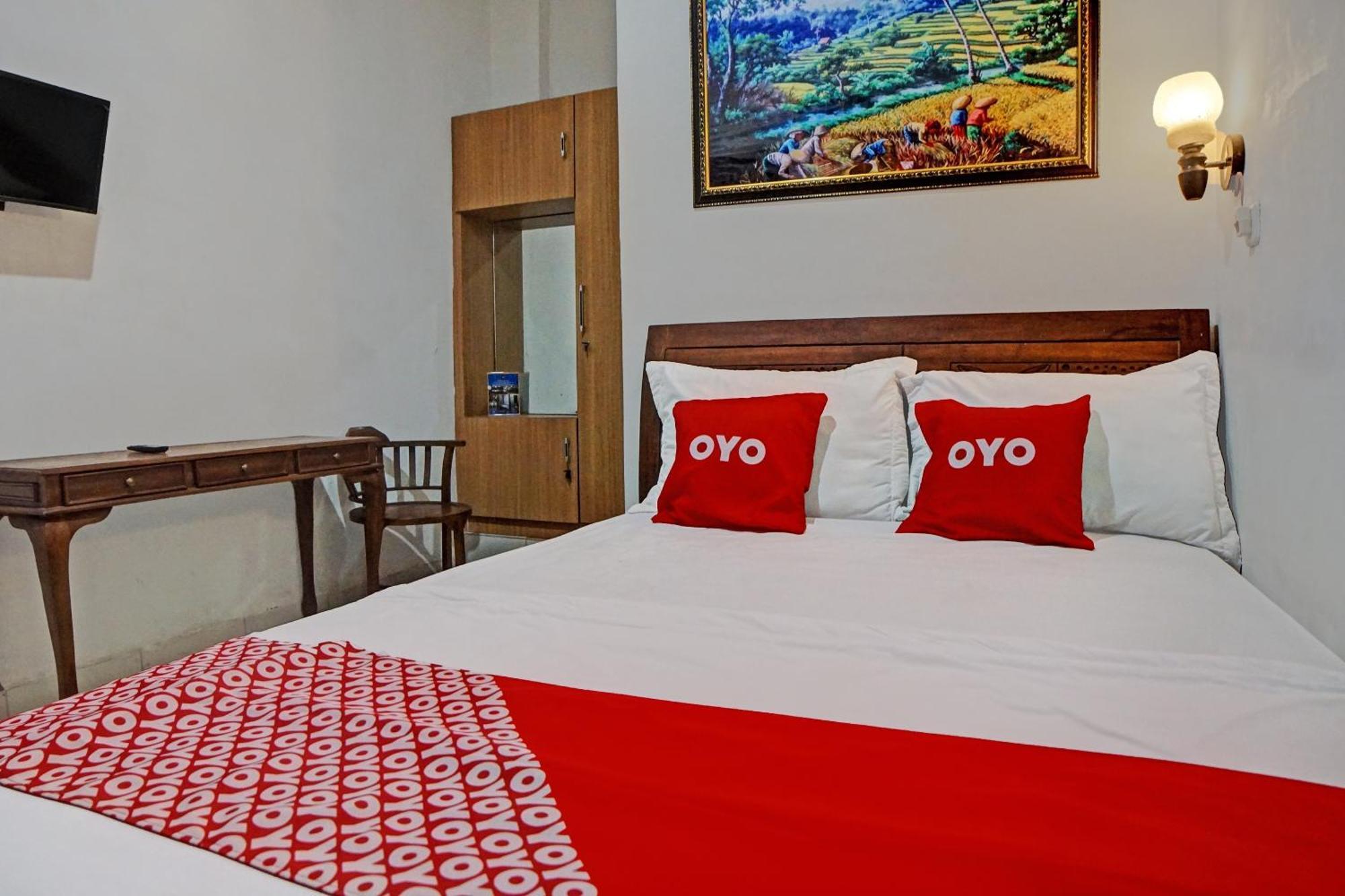 Oyo 92638 Jr Residence Syariah Medan Eksteriør billede